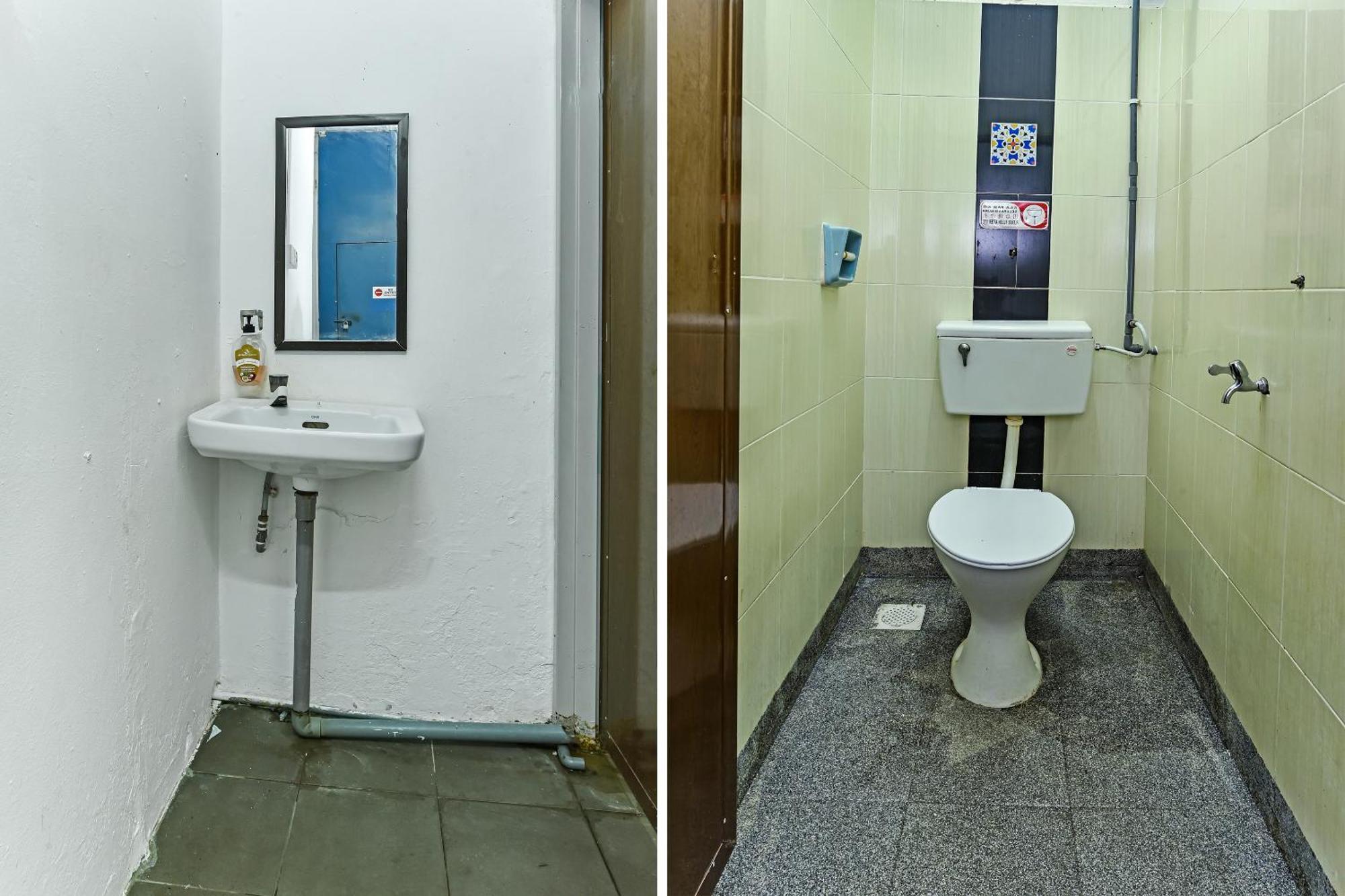 Spot On 90541 Pd Motel Петалинг Джая Екстериор снимка