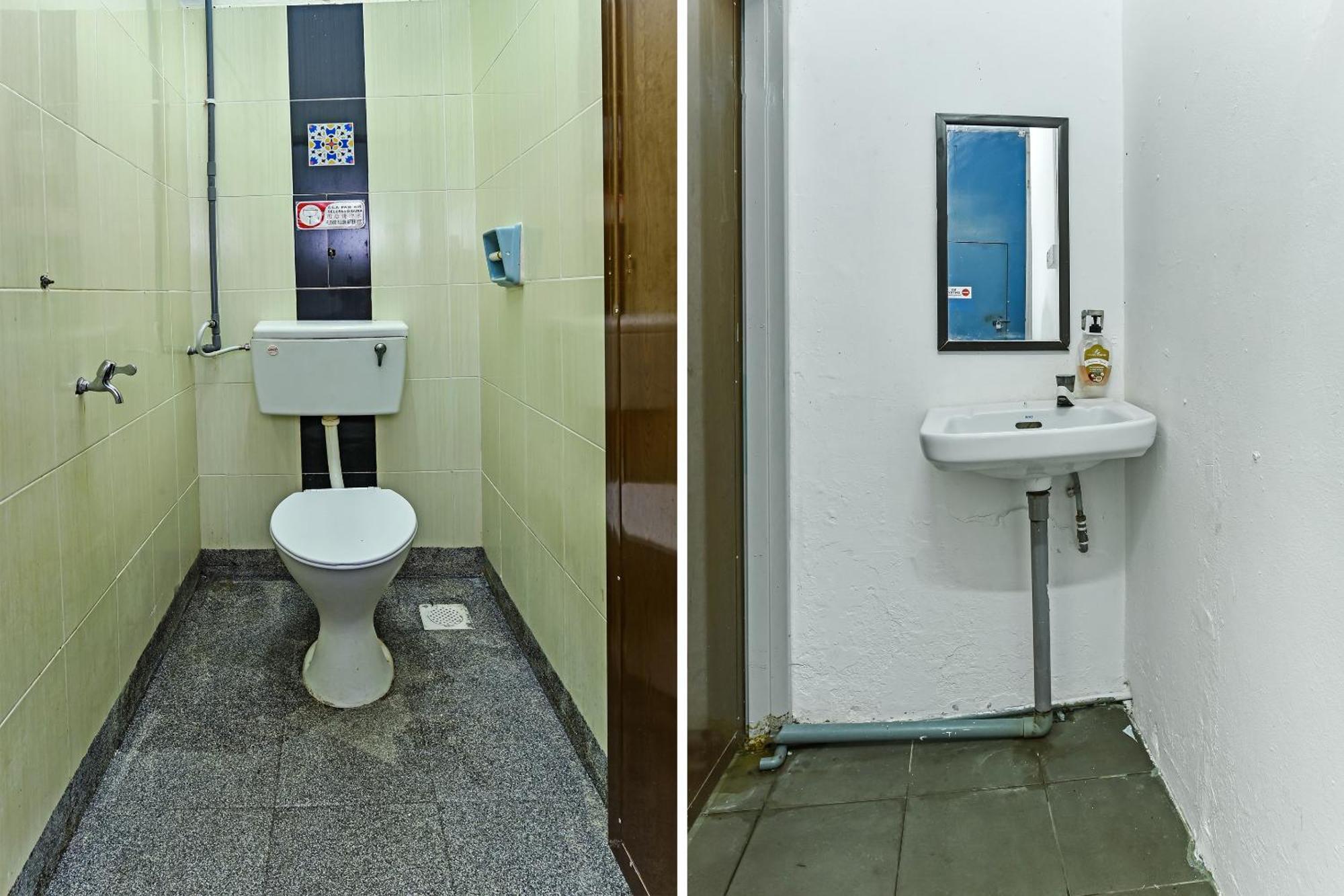 Spot On 90541 Pd Motel Петалинг Джая Екстериор снимка